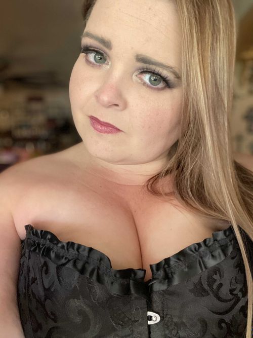 @crimsonlioness
