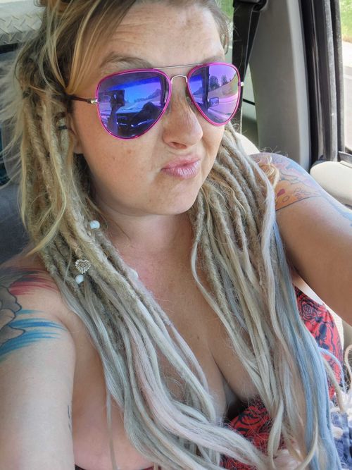 @crushblueseyes