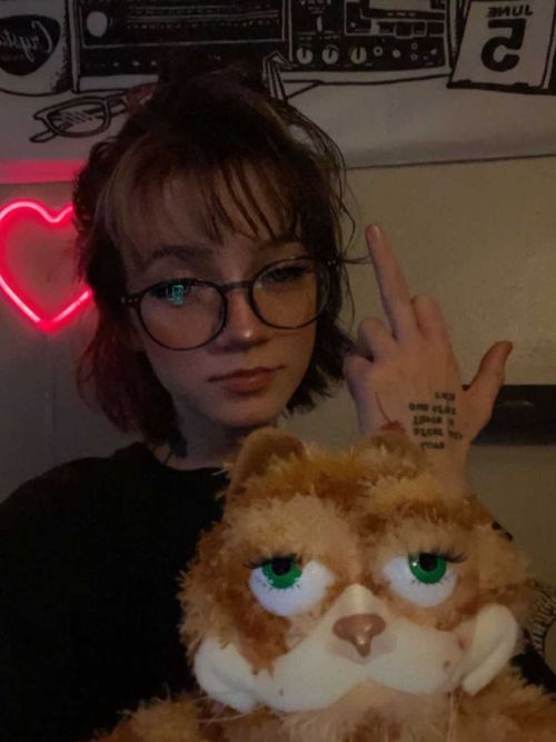 @crybabyxo