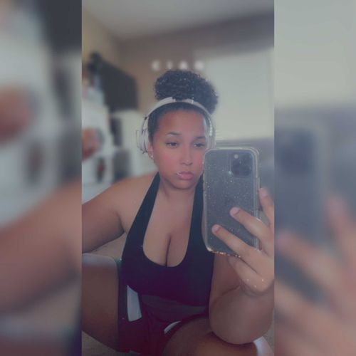 @curlyyycue