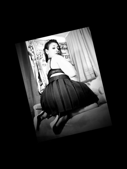 @curveyquinnllc nude curveyquinnllc nude