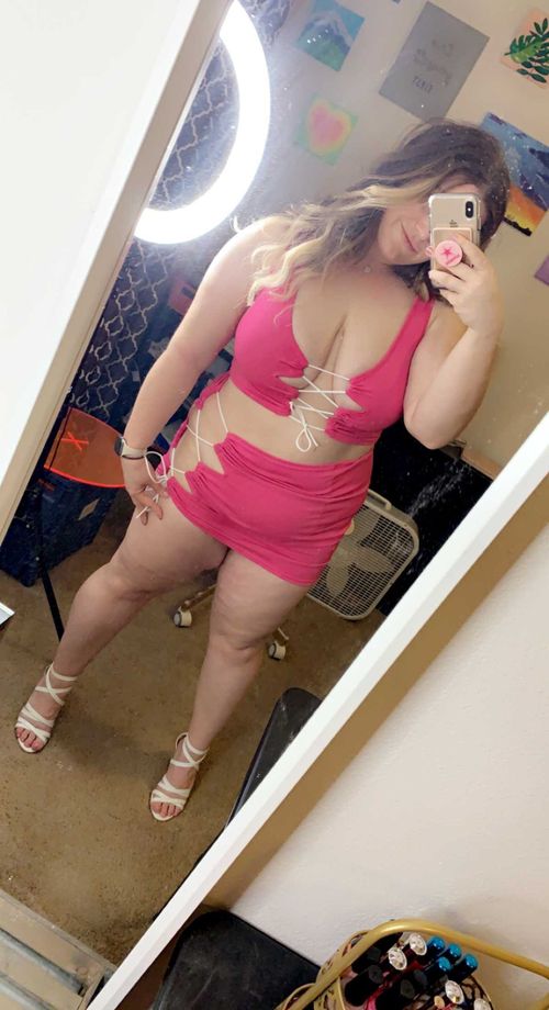 @curvybaby