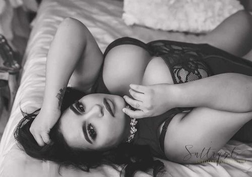 @curvybaybee13