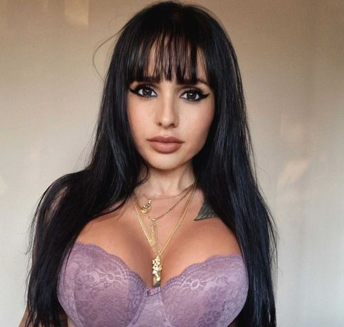 @xomisscleo