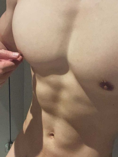 @d8r0k89 nude d8r0k89 nude