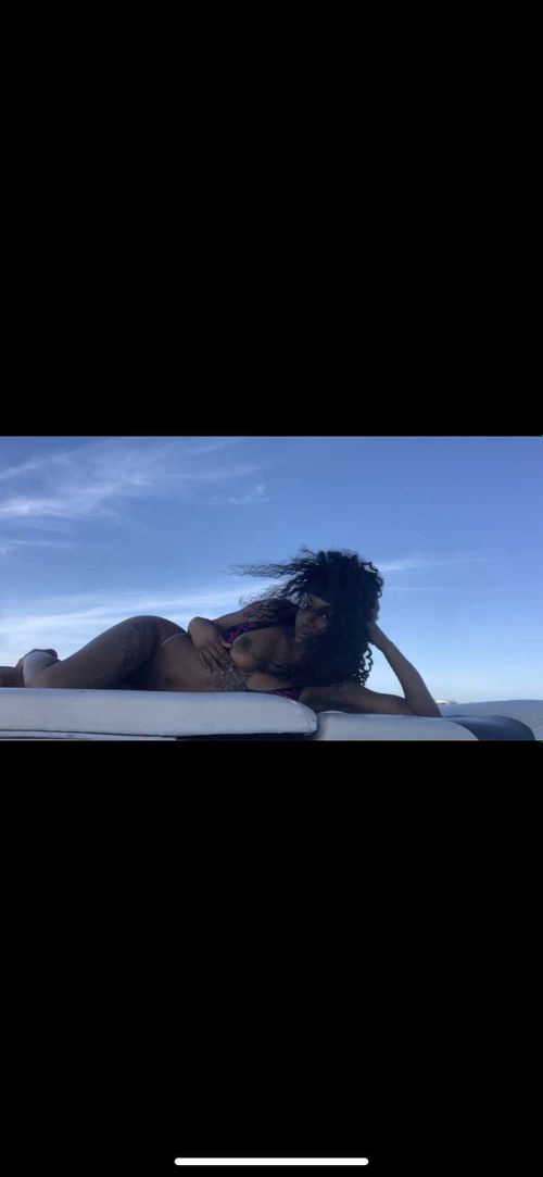 @x_domi nude x_domi nude