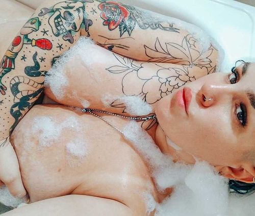 @dadabitch nude dadabitch nude