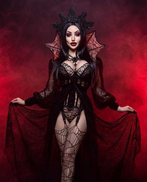 @dani_divine