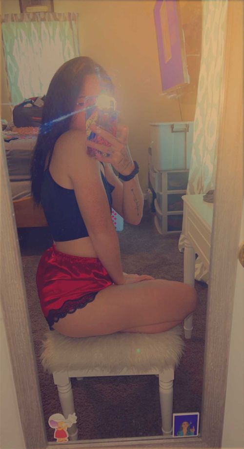@deliciousbabe23