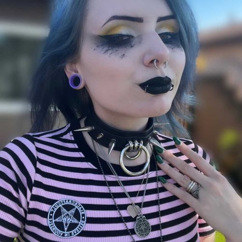 @dem0nicxslvt