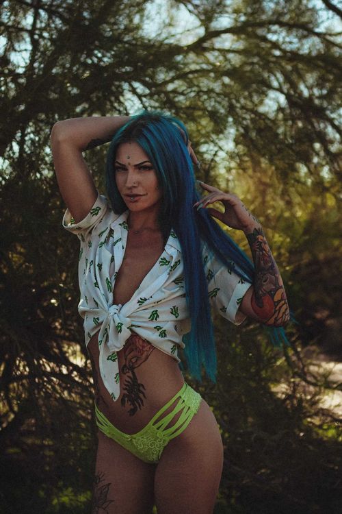 @deserthuntress
