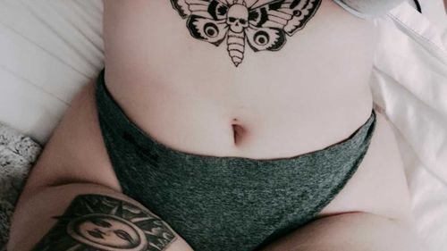 @dollieguts nude dollieguts nude