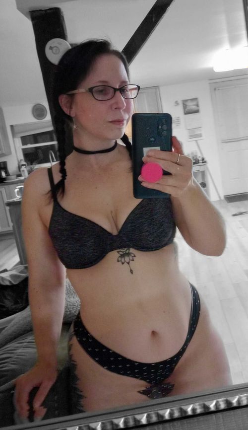 @xxshortncurvyxx