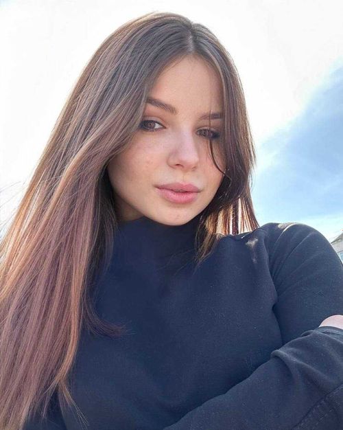 @schoolgirl9