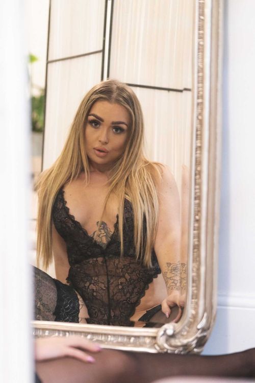 @bellabradyfree