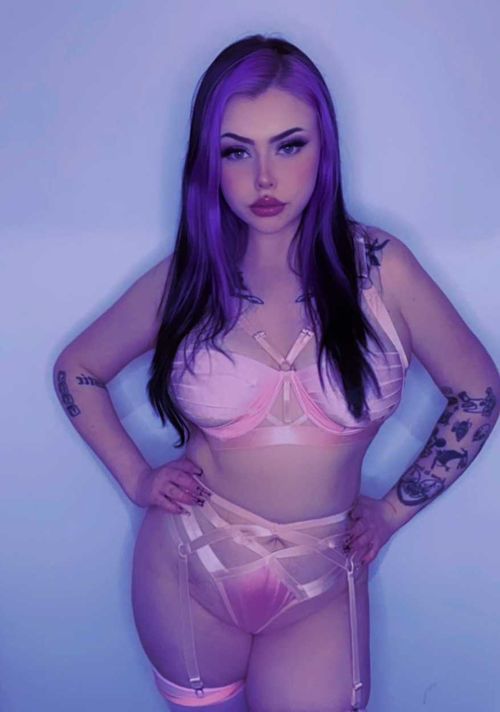 @roxxiee_x