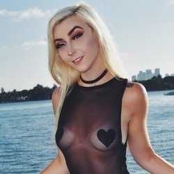 @cameronminx