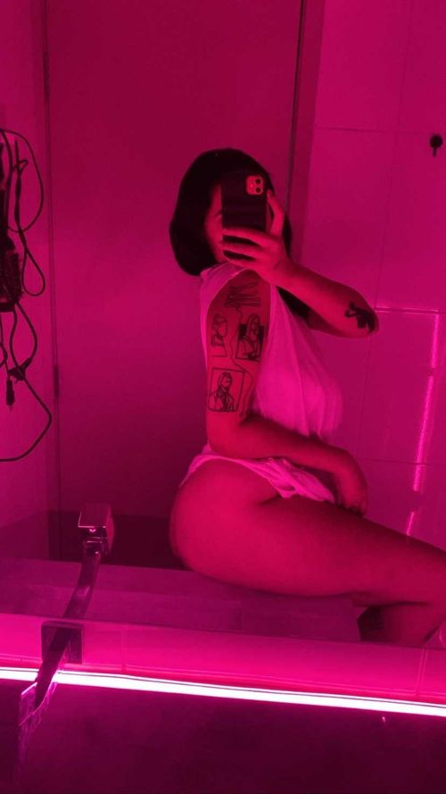 @ellaarievilo