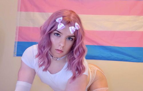 @ellafansonly nude ellafansonly nude
