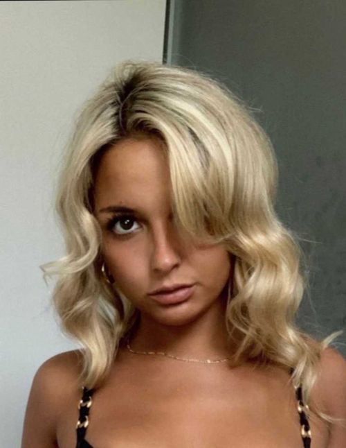 @ellelovelyvip