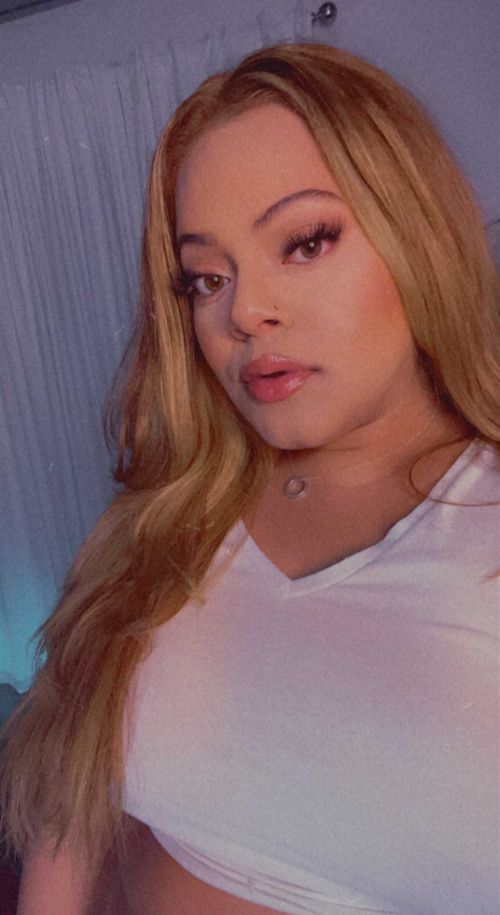 @elyzawhornberry