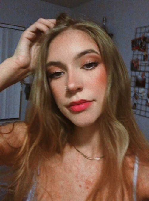 @embrooks19