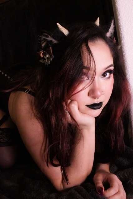 @emikoevesinclair