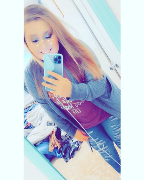 @emmyy826