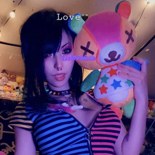 @evignehauntings