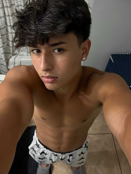 @exclusivecruz