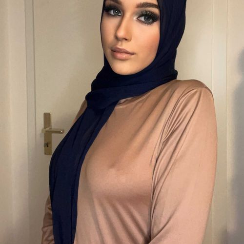 @fareeha_bakir nude fareeha_bakir nude