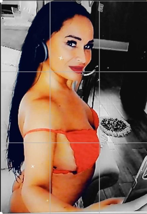 @felicitaaa