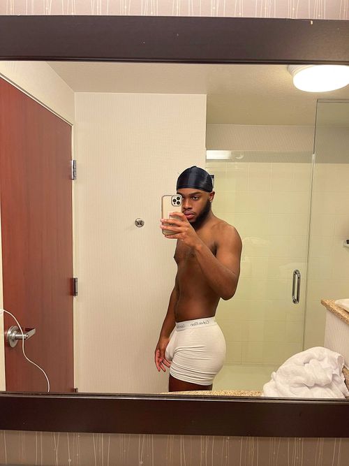 @okayfreakyboy