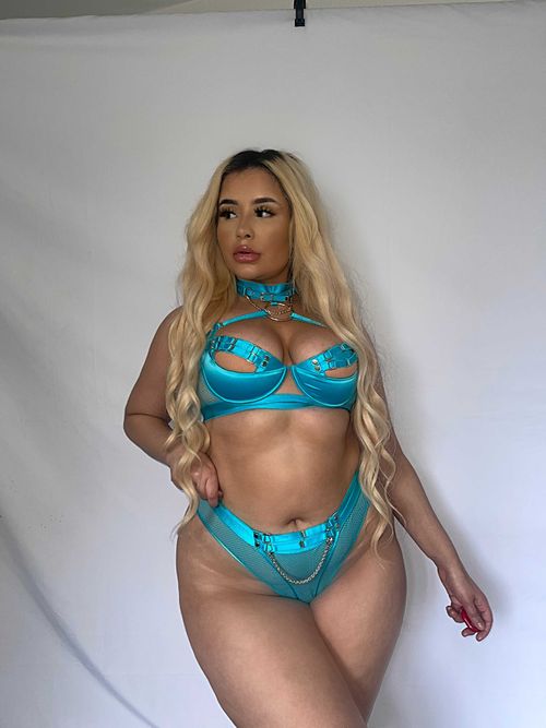 @findomcandice