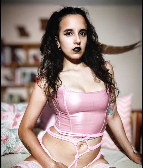 @florathecat