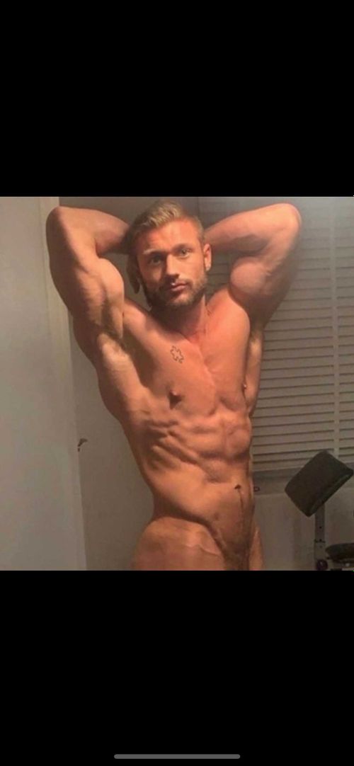 @foxxytommy
