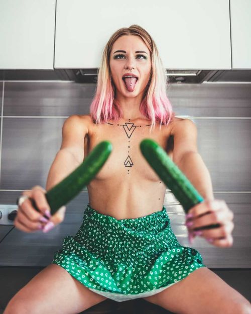 @foxy_tamagotchi