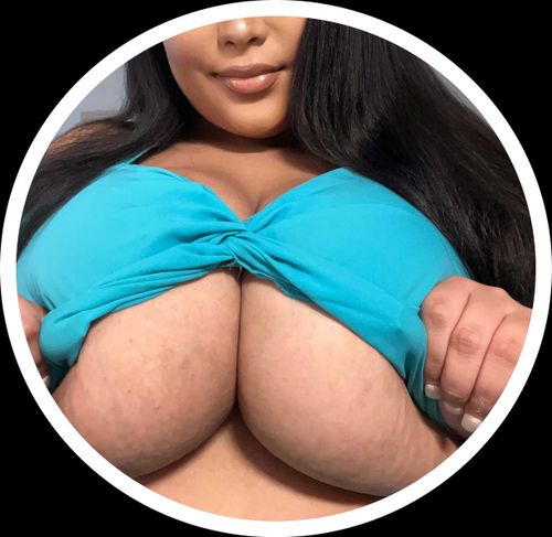 @giaunagisselle nude giaunagisselle nude