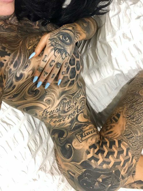 @glitteranddaddyissues nude glitteranddaddyissues nude