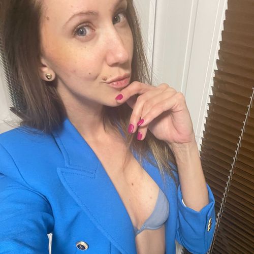 @goldhailey