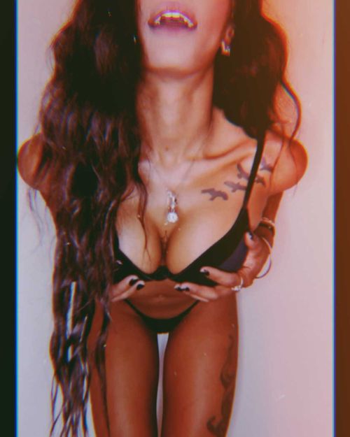 @goldie_xox nude goldie_xox nude