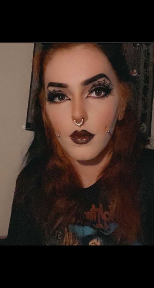 @gothicmomma