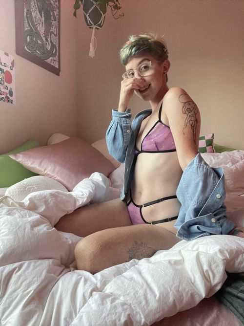 @greyfoxxoxo