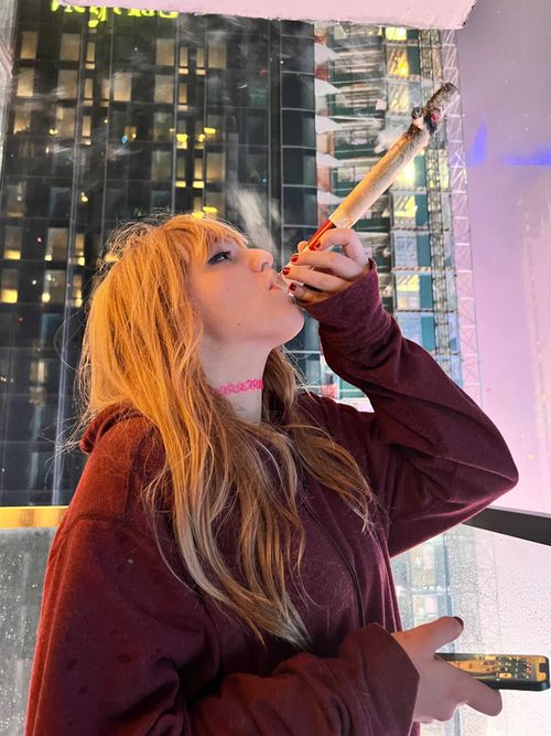 @highitsmel
