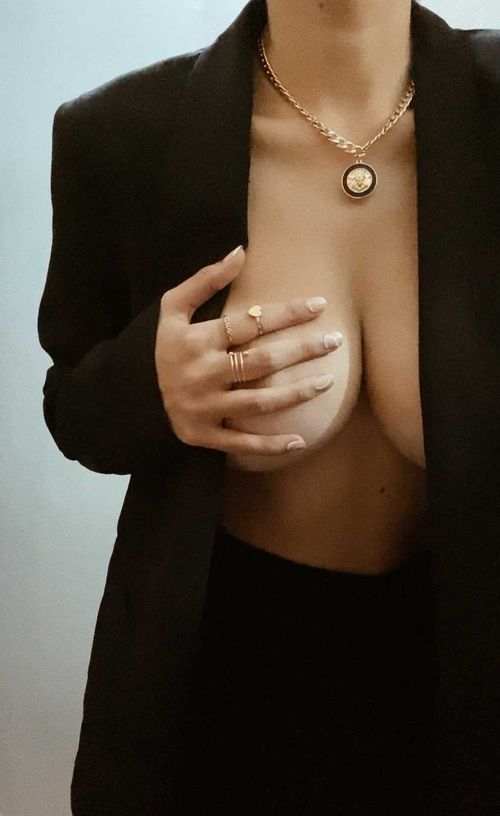 @hoelessbian