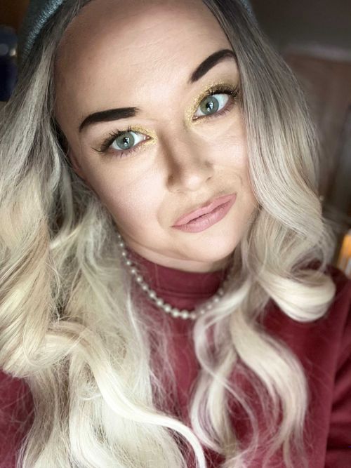@hollerhunnie