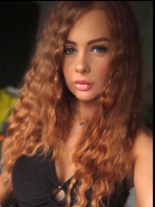 @hollie13