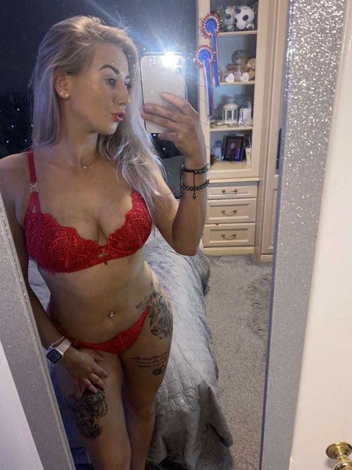 @honeylouisexox