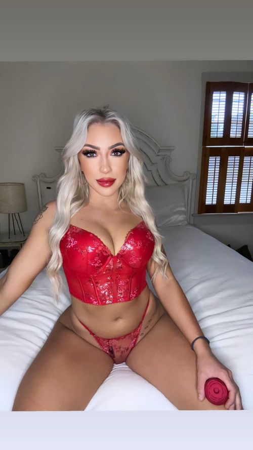 @honeyt14