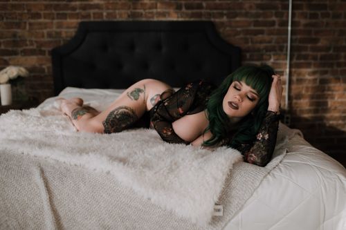 @hookedondonyx nude hookedondonyx nude